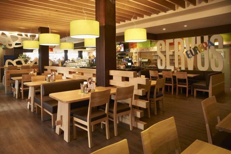 Hotel Servus Europa Suben エクステリア 写真