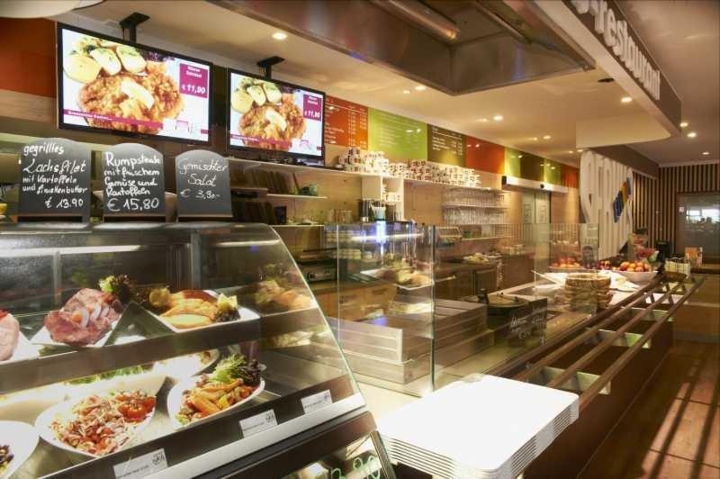 Hotel Servus Europa Suben エクステリア 写真